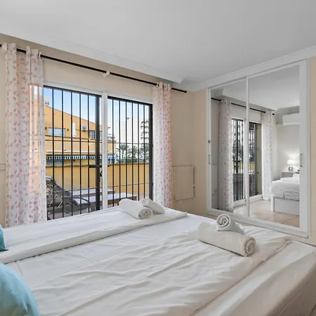 Lovely Flat With Sea View Near The By Costarentals - Ref 37 *